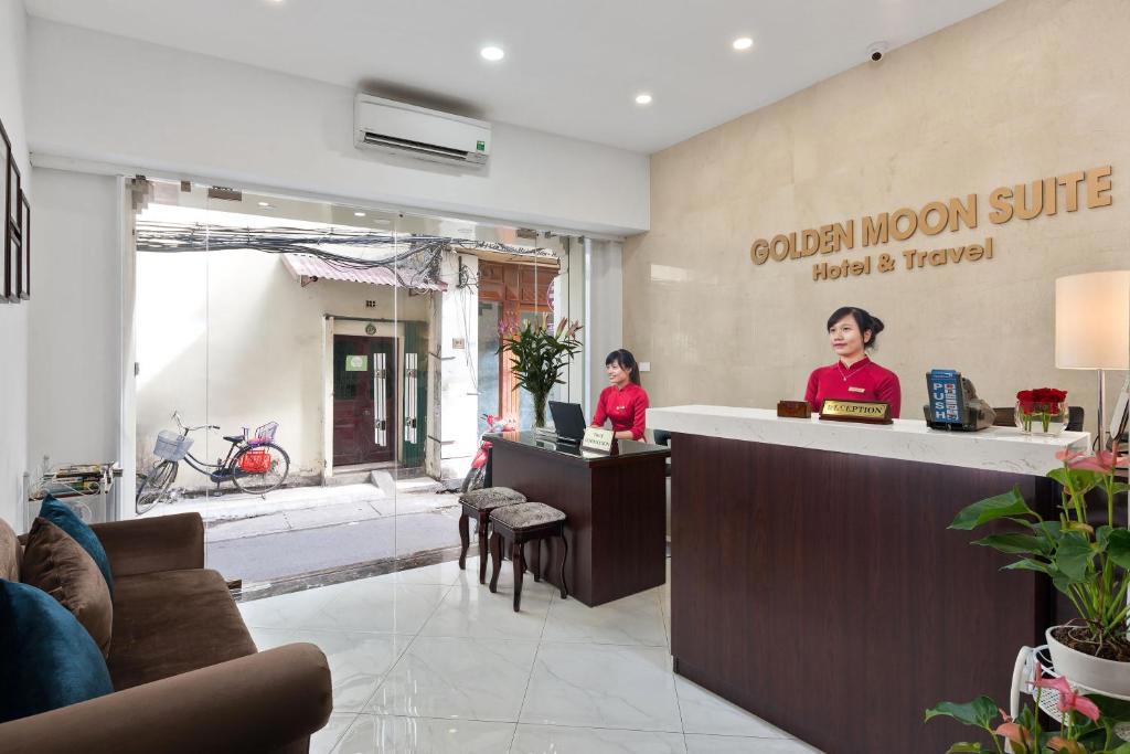 Khách sạn Golden Moon Suite