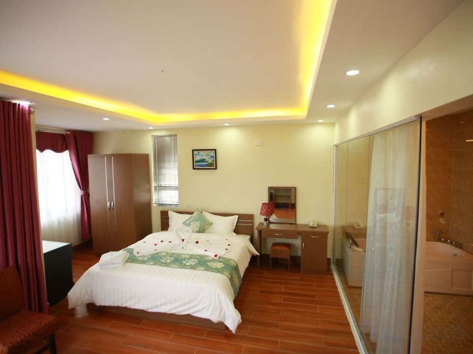 Khách sạn Family Hotel Sóc Sơn