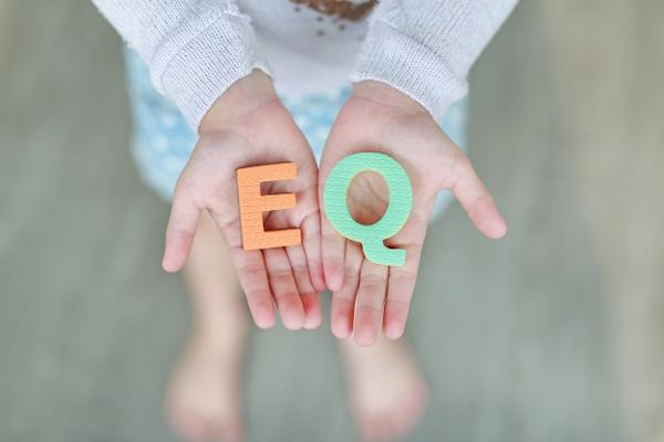 IQ và EQ là gì? Phân biệt giữa IQ và EQ?
