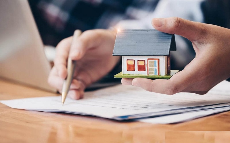 Chuyển nhượng nhà đất cho người dưới 18 tuổi 