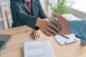 xử lý hợp đồng vay tiền khi người vay tiền chết