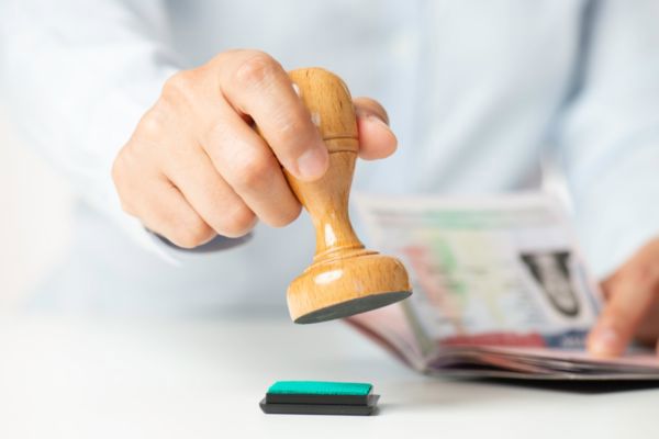 Quy định về Ủy quyền thực hiện công việc Tại UBND cấp xã năm 2026