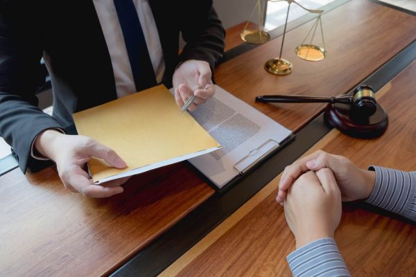 Rút ngắn thời gian đăng ký hành nghề và cấp Thẻ Thừa phát lại