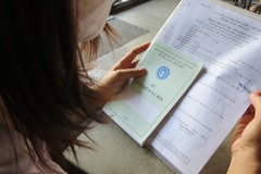 Có phải công chứng hồ sơ hưởng bảo hiểm thất nghiệp?