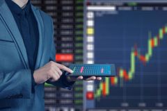 Thủ tục và mẫu văn bản đề nghị niêm yết cổ phiếu trên thị trường chứng khoán nước ngoài