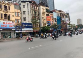 Văn phòng công chứng ở phố Bạch Mai, Hai Bà Trưng, Hà Nội