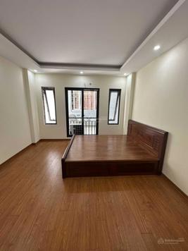 Bán nhà 5 tầng Võ Chí Công