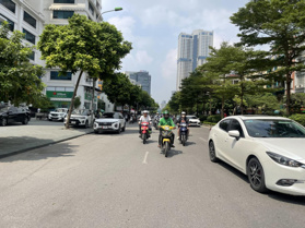 Bán siêu biệt thự mặt phố Trung Kính giảm sâu 10 tỷ