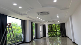 Bán nhà phân lô vip Hoàng Cầu. DT 67m2 x 5T. MT 5.5M.