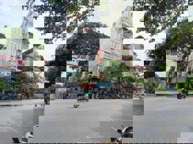Bán nhà mặt phố Hào Nam, lô góc, vỉa hè, ô tô tránh