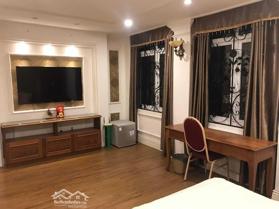 Bán nhà mặt phố Minh Khai, vỉa hè rộng, kinh doanh sầm uất