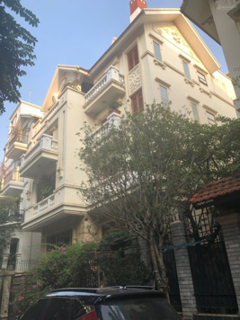 Bán biệt thự của cán bộ cấp cao về hưu 190m2 x 3 nổi 1 hầm