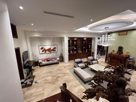 Giảm sâu 5 tỷ bán biệt thự cầu giấy 200m2-5t-mt20m.40tỷ.