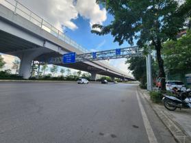 Bán nhà mặt phố Xuân Đỉnh hạ tầng phát triển