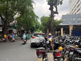 Bán nhà 2 tầng, mặt phố cổ Hoàn Kiếm, 530m, mặt tiền 11.5m