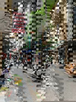 Bán nhà mặt đường Lĩnh Nam, 120 m2 lô góc, nhỉnh 23 tỷ