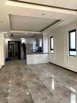 Cần bán nhanh MP Vương Thừa Vũ, lô góc - toà nhà ở