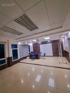 Chính chủ bán tòa văn phòng mặt phố Nguyễn Trãi, Vũ Trọng Phụng 200m