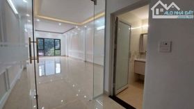 Thật 200% bán nhà Hoàng Sâm - Q. Cầu Giấy mới tinh - KD đỉnh