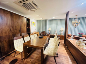 Toà nhà mặt phố Cát Linh 60m2, 8 tầng, mt 8.1m giá 29.5 tỷ