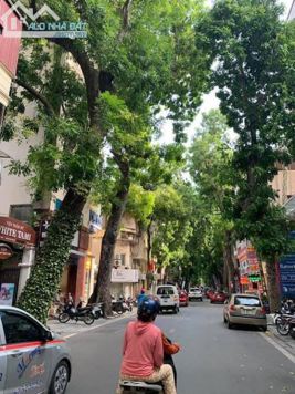 Mặt phố Trần Điền 9 tầng thang máy, 8m2, MT 6m, 26 tỷ 