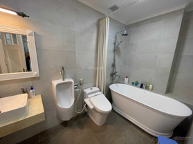 Bán biệt thự Kim Mã, gần Metropolis, Daewoo, đất 310 m2