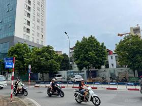 Bán nhà mặt phố Trần Phú Ba Đình suất ngoại giao giá rẻ shophouse mặt phố