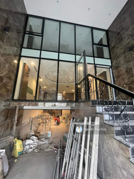 Bán nhà dòng tiền 3tỷ/năm Tô Ngọc Vân, Tây Hồ 180m2