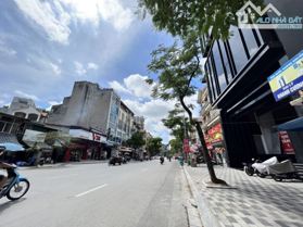 Nhà Mặt Phố Xuân La, Tây Hồ, 213m2, mặt tiền quyền lực 11m.