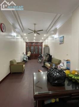 Bán nhà mặt phố Lê Đại Hành, Hai Bà Trưng, VP, Cty siêu đẹp