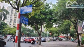 Bán nhà mặt phố Vũ Phạm Hàm, Cầu Giấy,  phân lô, kinh doanh