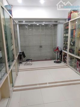 Bán nhà mặt phố Đội Nhân, DT 58m, 4 tầng, MT 4m, 15 tỷ