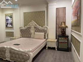 Bán nhà 6 tầng, mặt phố Hàng Muối, HK, 80m2, MT 6.5m, 68 tỷ