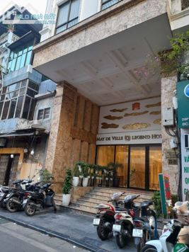 Bán nhà mặt phố Ngõ Gạch 106m2 * 5 tầng - giá 38 tỷ