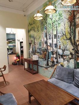 Bán nhà MP Nguyễn Trường Tộ 178m2 2T, mt7, Giá 78 Tỷ