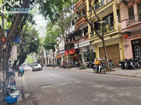 Siêu Phẩm Mặt Phố Sơn Tây - Ba Đình, Nhà 1 mặt phố 1 mặt ngõ