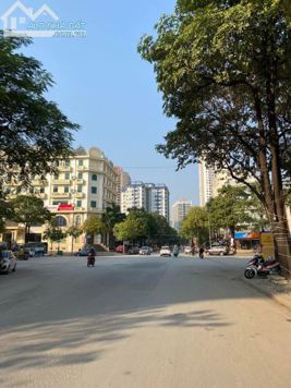 Mặt phố Lê Lợi Hà Đông 55mx5T vỉa hè đá bóng, kinh doanh Vip