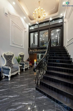 Đẳng cấp tòa nhà chủ xây tâm huyết nay phải bán, Quán Sứ 107m