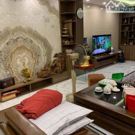 Bán mặt phố Âu Cơ, 6 tầng thang máy kinh doanh bất chấp