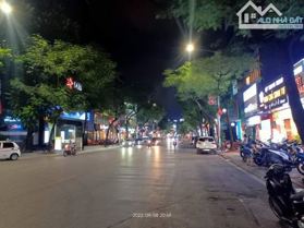Bán nhà mặt phố Xuân La, đắc địa gần Hồ Tây, hơn 100 tỷ