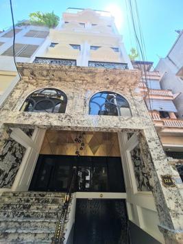 Bán toà Apartment phố Thái Hà - Đống Đa, 110m2 x 9T. MT 6.5m