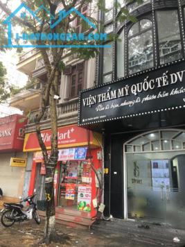 Bán gấp nhà Mp Trần Quốc Hoàn Cầu Giấy, vỉa hè rông KD
