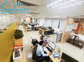 Bán nhà mặt phố Vũ Phạm Hàm, thang máy, có hầm, thông sàn