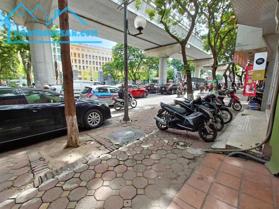 Bán tòa nhà mặt phố Xuân Thủy, Cầu Giấy, xây mới thông sàn