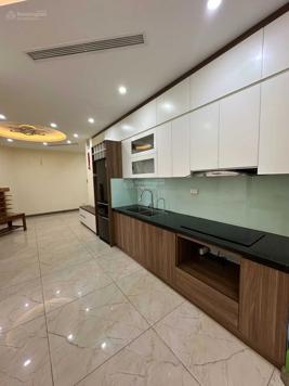 Chính chủ gửi bán căn hộ chung cư 57 Vũ Trọng Phụng nhà đẹp