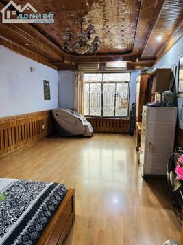 Bán nhà mặt phố Đường Láng 62m 7 tầng 24 tỷ, vỉa hè rộng