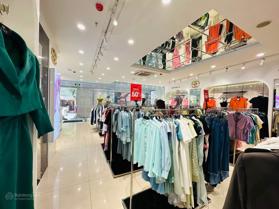 Bán nhà mặt phố Nghĩa Tân, Tô Hiệu, diện tích 80m2