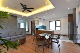 Bán Nhà Nguyễn Đình Thi, Tây Hồ 130m2, thang máy, MT 7m