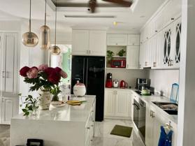 Bán căn góc 112.8m2 - 3 pn Stellar Garden. Tầng cao