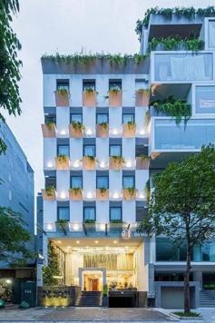 Tòa nhà 10 tầng tt Đống Đa, Thái Hà, 126m2, mt 8.3m, ô tô